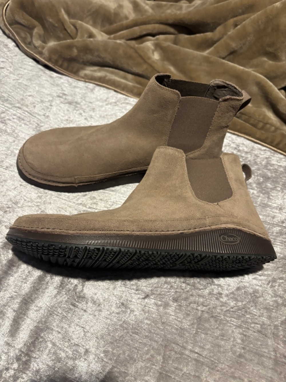 Chaco Men's Size 12 Light Brown Suede Chukka Chelsea Boot - Picture 4 of 11